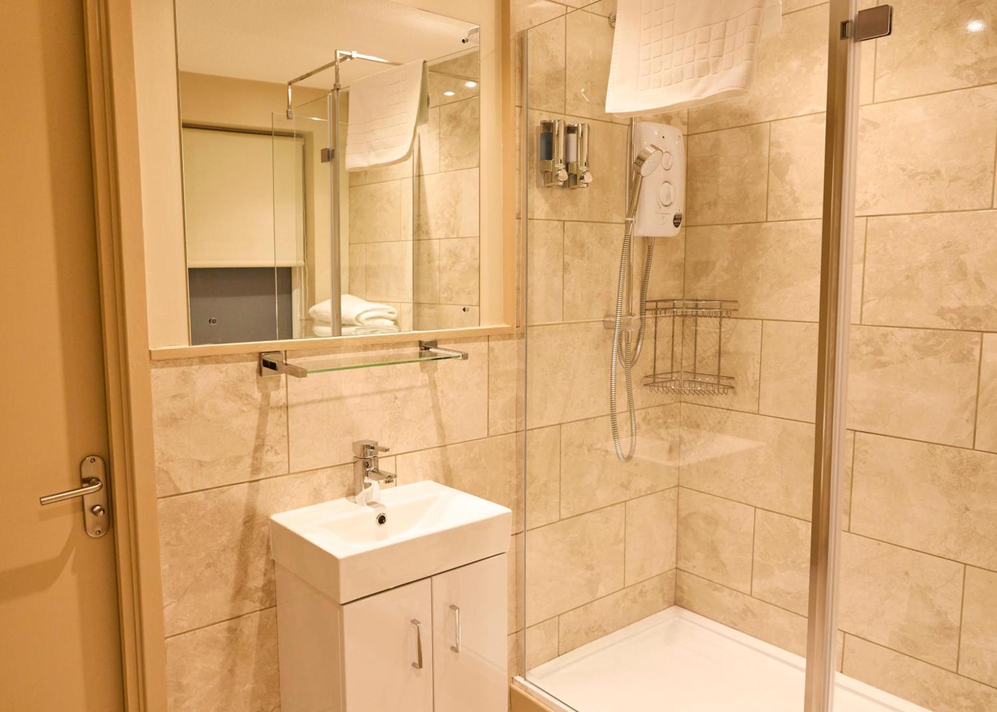 Hunters Lodge Inn トットネス エクステリア 写真